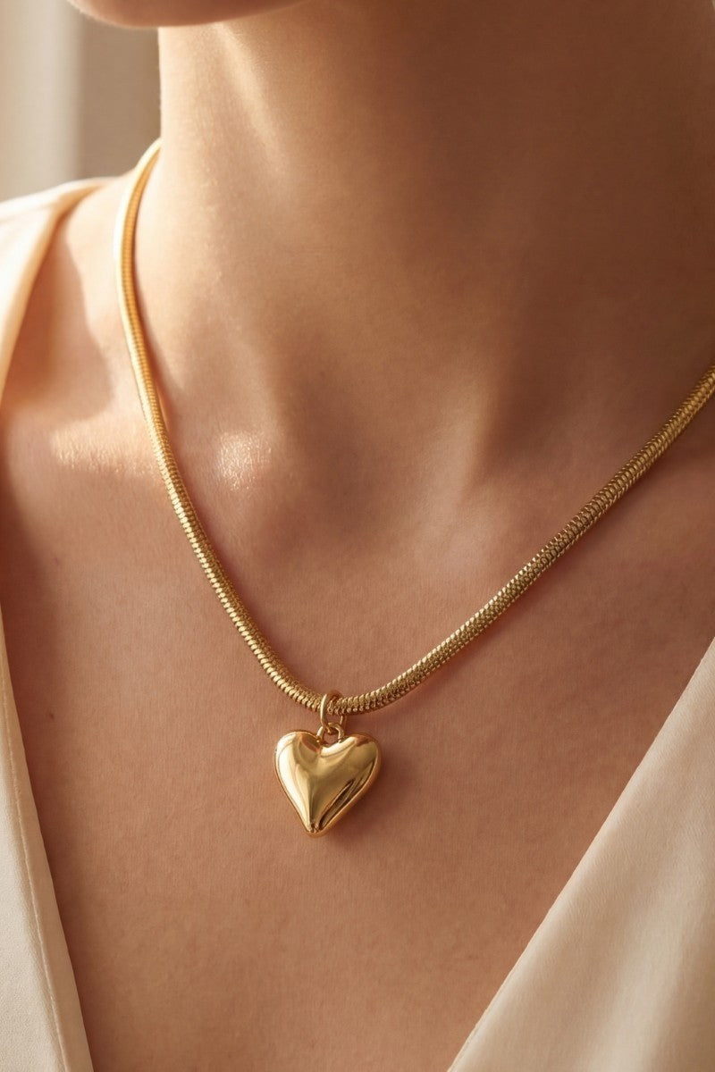Tube Chain Heart Necklace
