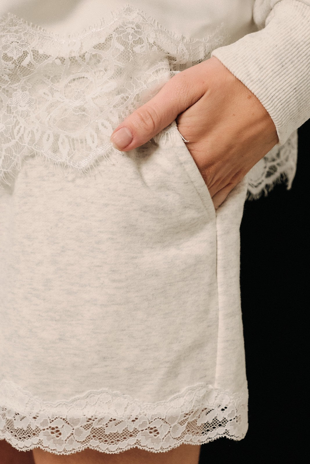 Lace Hem Crewneck & Shorts Set of 2