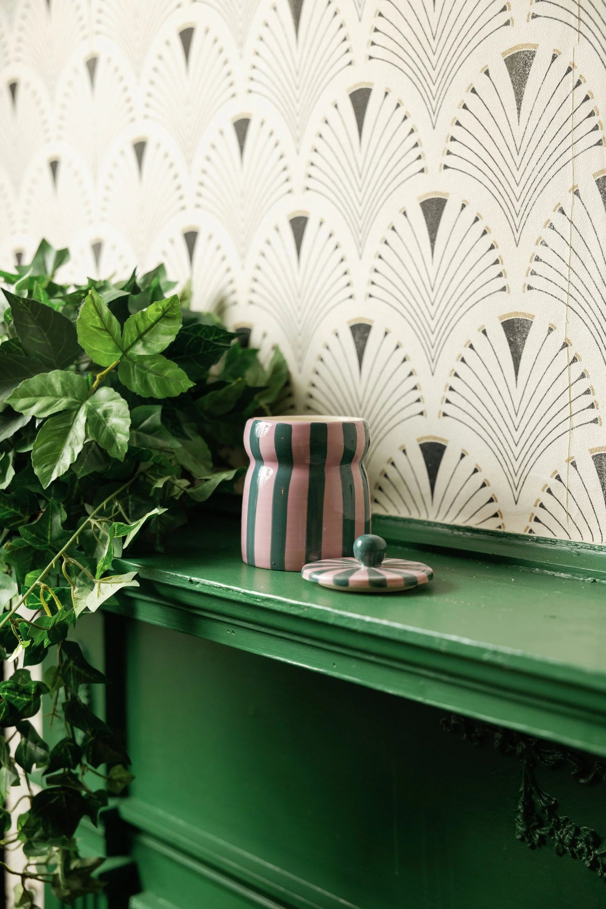 Cinnamon & Clove Stripe Candle