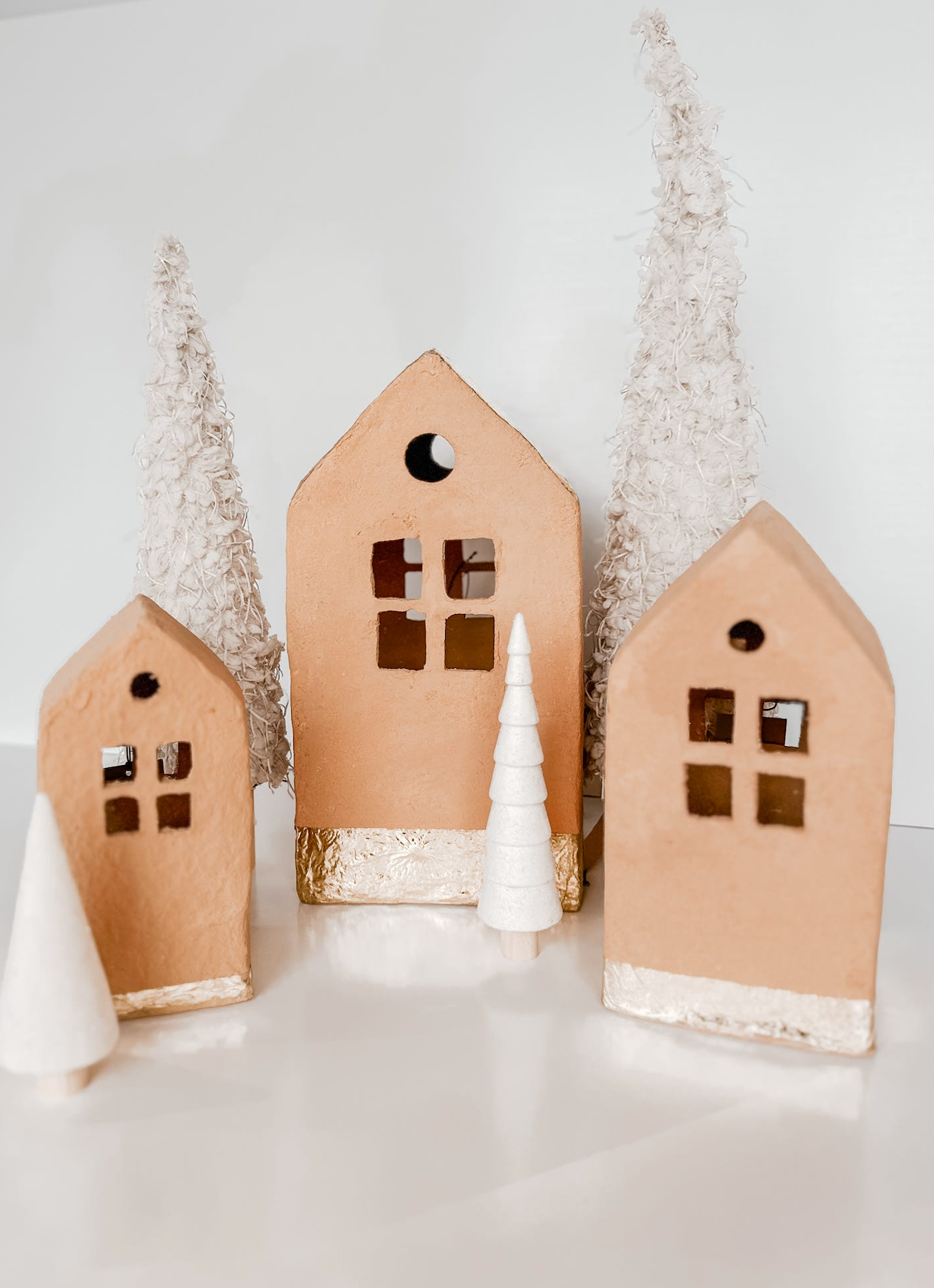 Gold Foil Paper House Large - Clothe Boutique