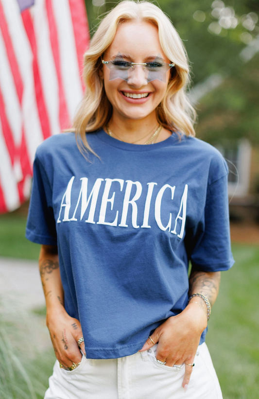 America Cropped T-shirt