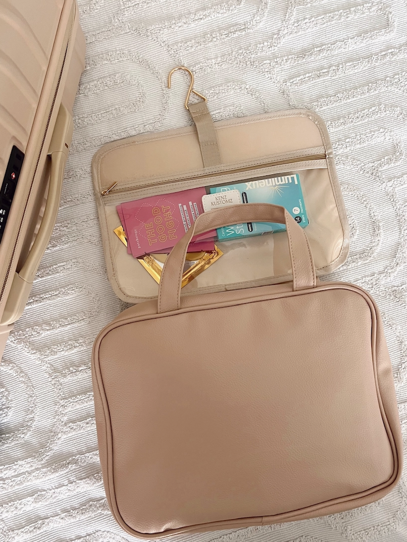 All The Things Hanging Travel Case
