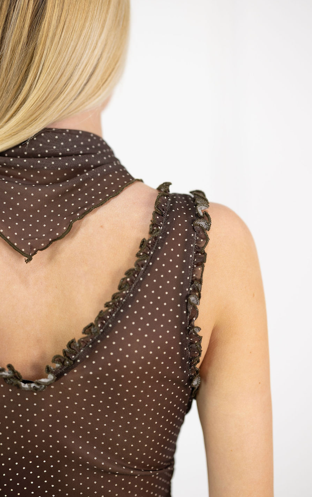 Ruffle Trim Tank w/ Head Scarf