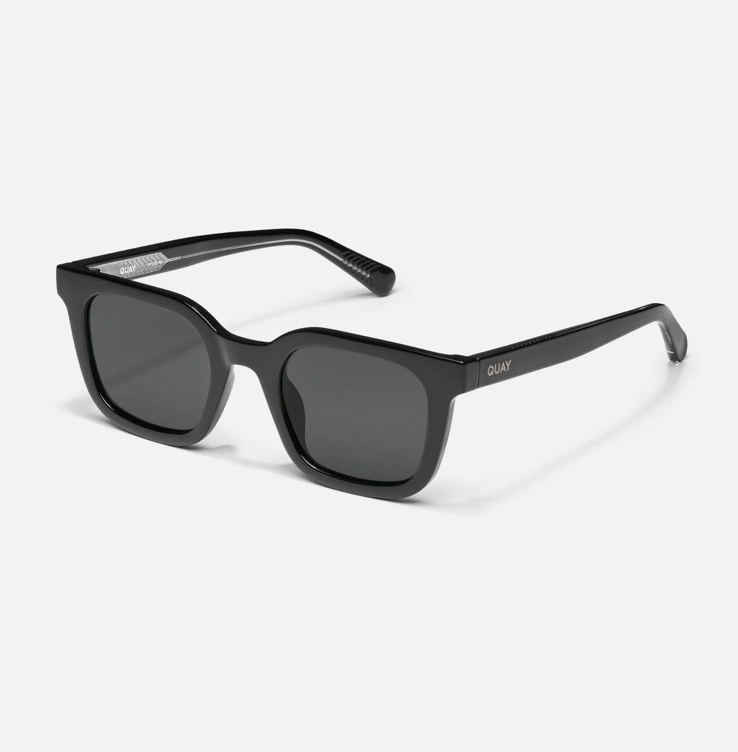 Game Over Quay Sunglasses - Black/Smoke
