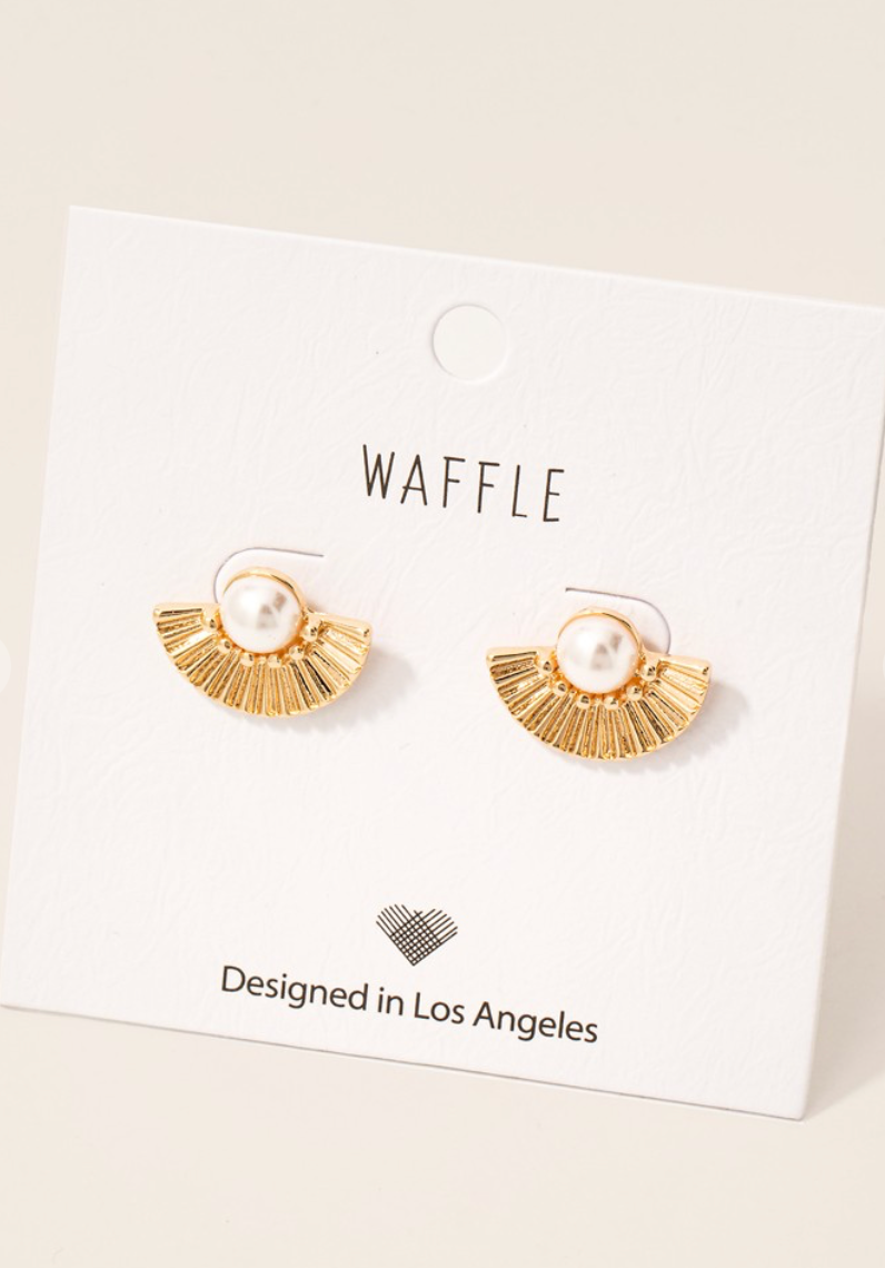 Small Pearl Fan Studs