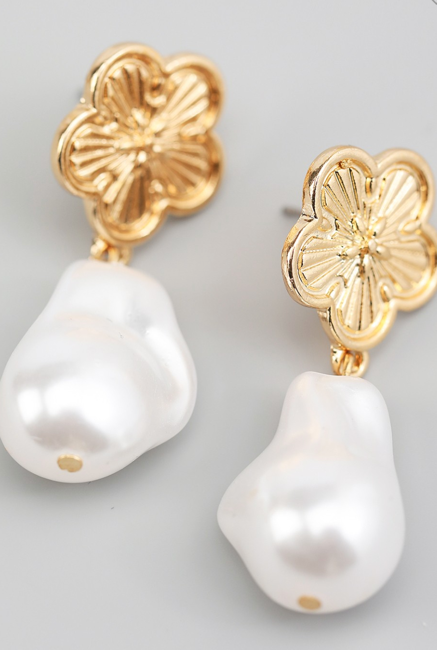 Flower + Pearl Earrings