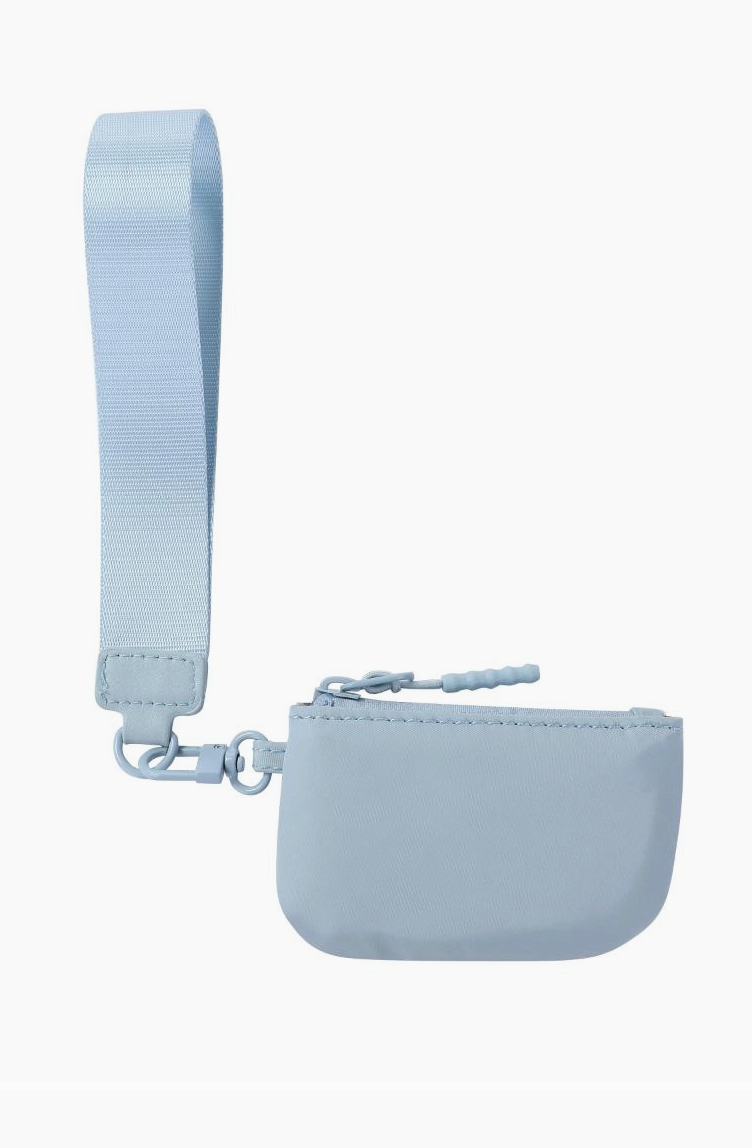 Link & Carry Wristlet Blue