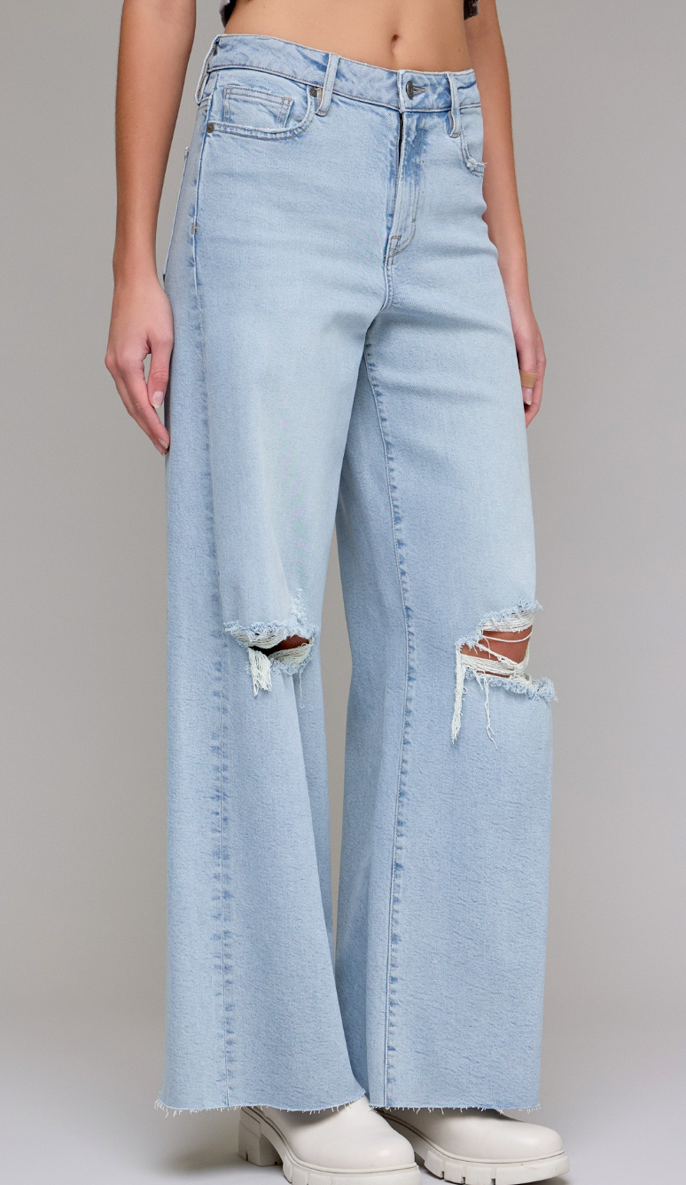 Nori High Rise Distressed Jeans