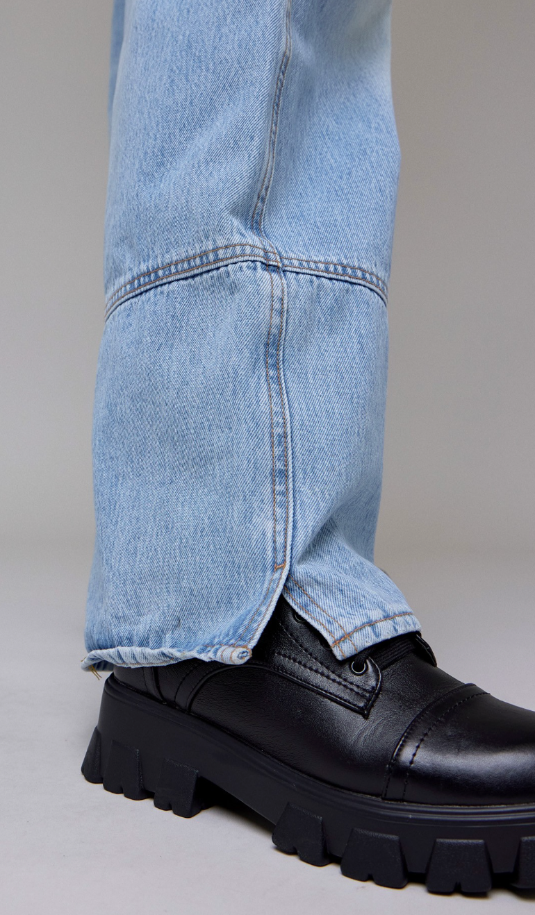 Super Wide Leg Seam Jeans