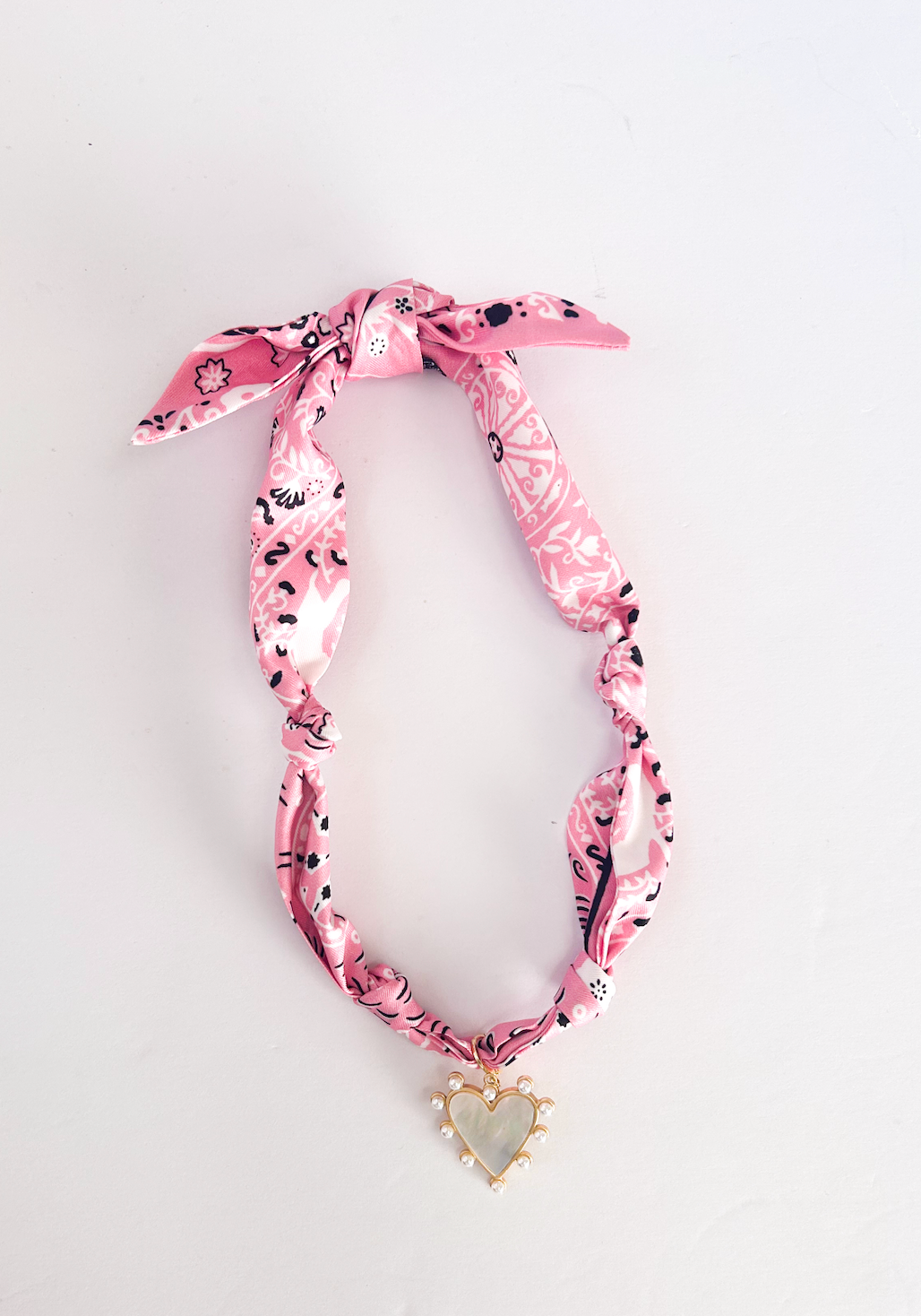 Barry Scarf Necklace