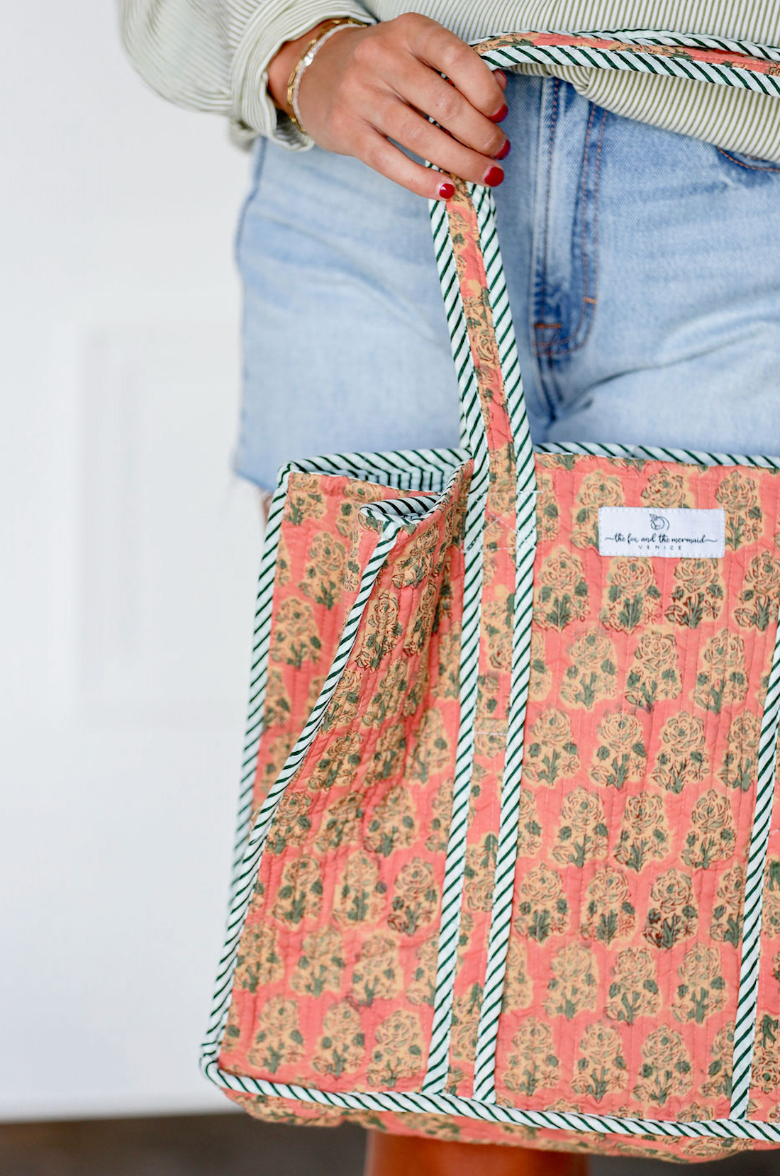 Fleur Reversible Quilted Tote Coral
