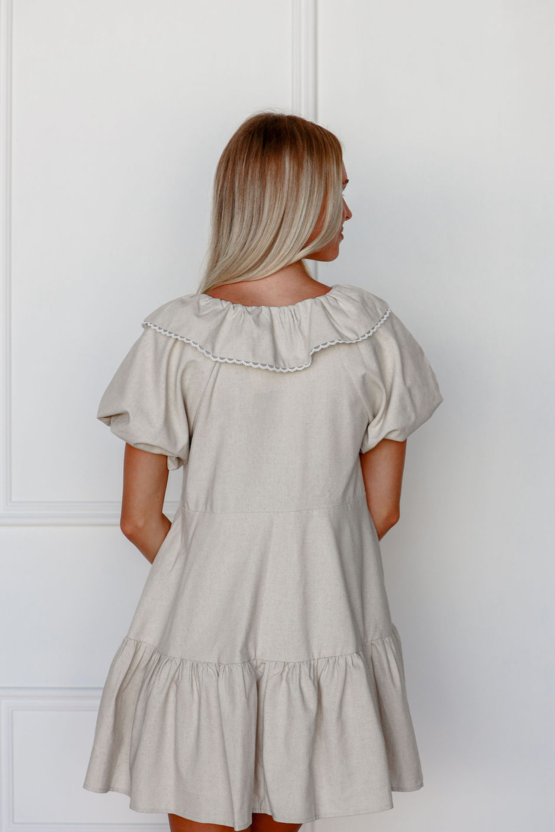 Linen Ruffle Collar Dress w/ Tie