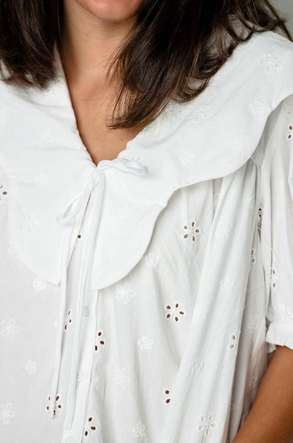 Scallop Collar Blouse White