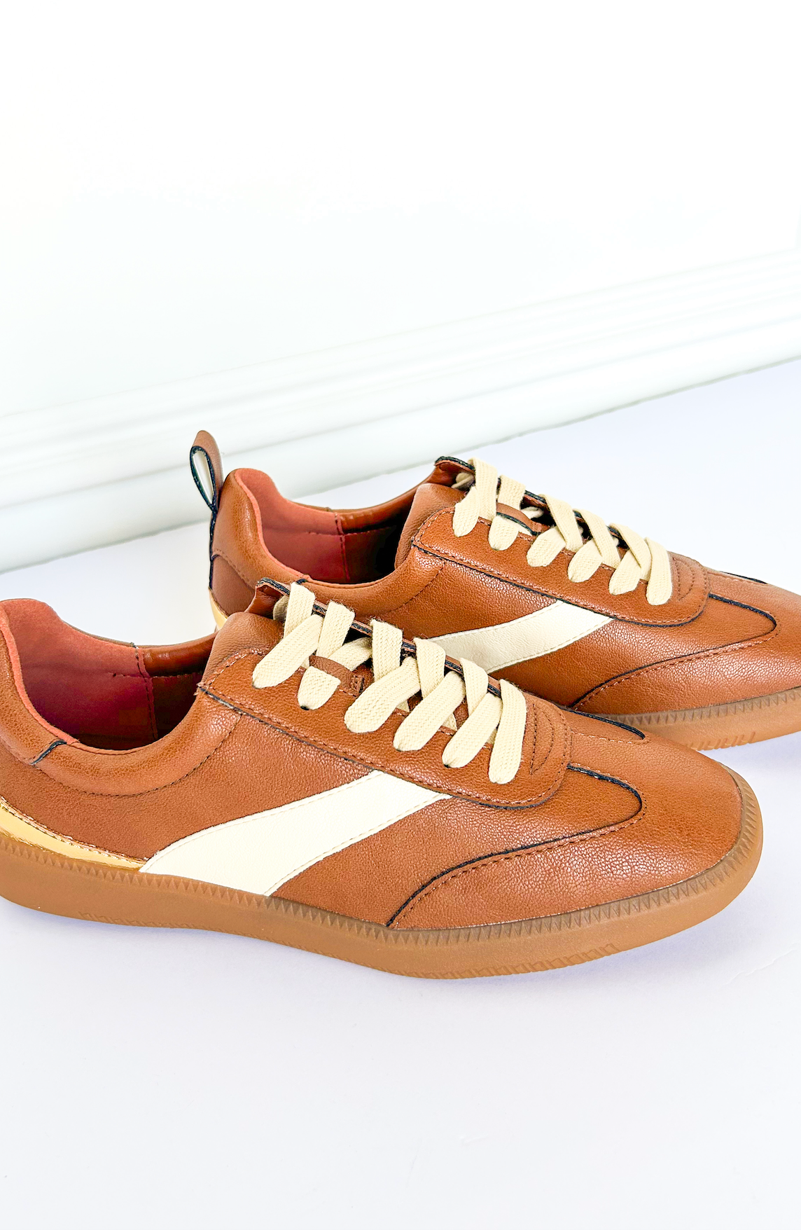 Matisse Wylder Cognac Sneakers