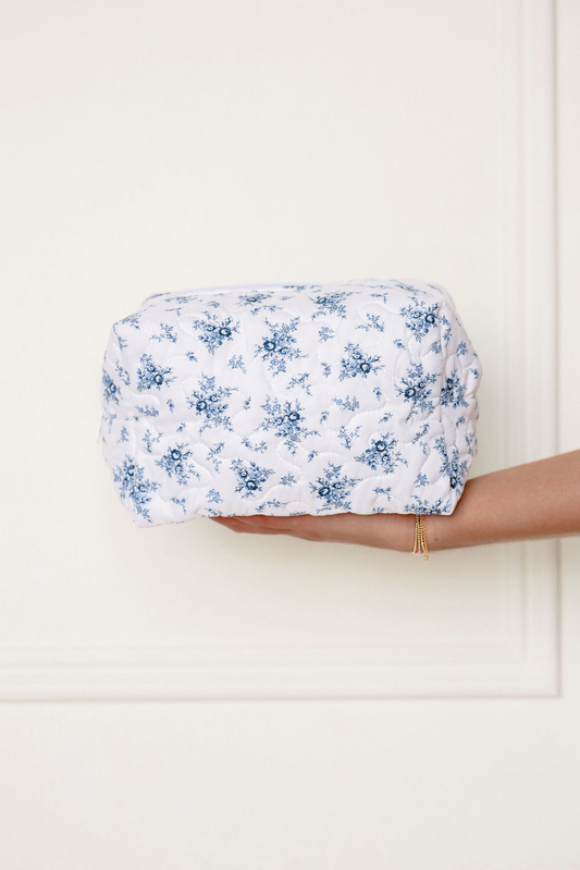 Picnic Navy Floral Quilted Makeup Bag L