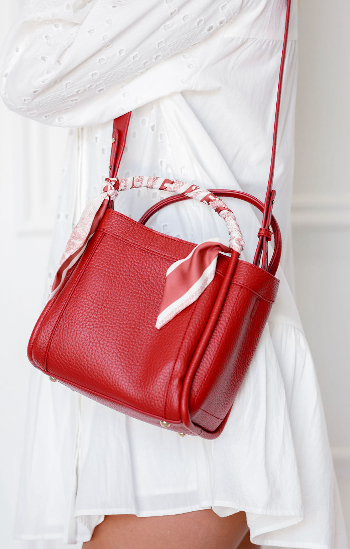 Medium Bucket Purse Wine