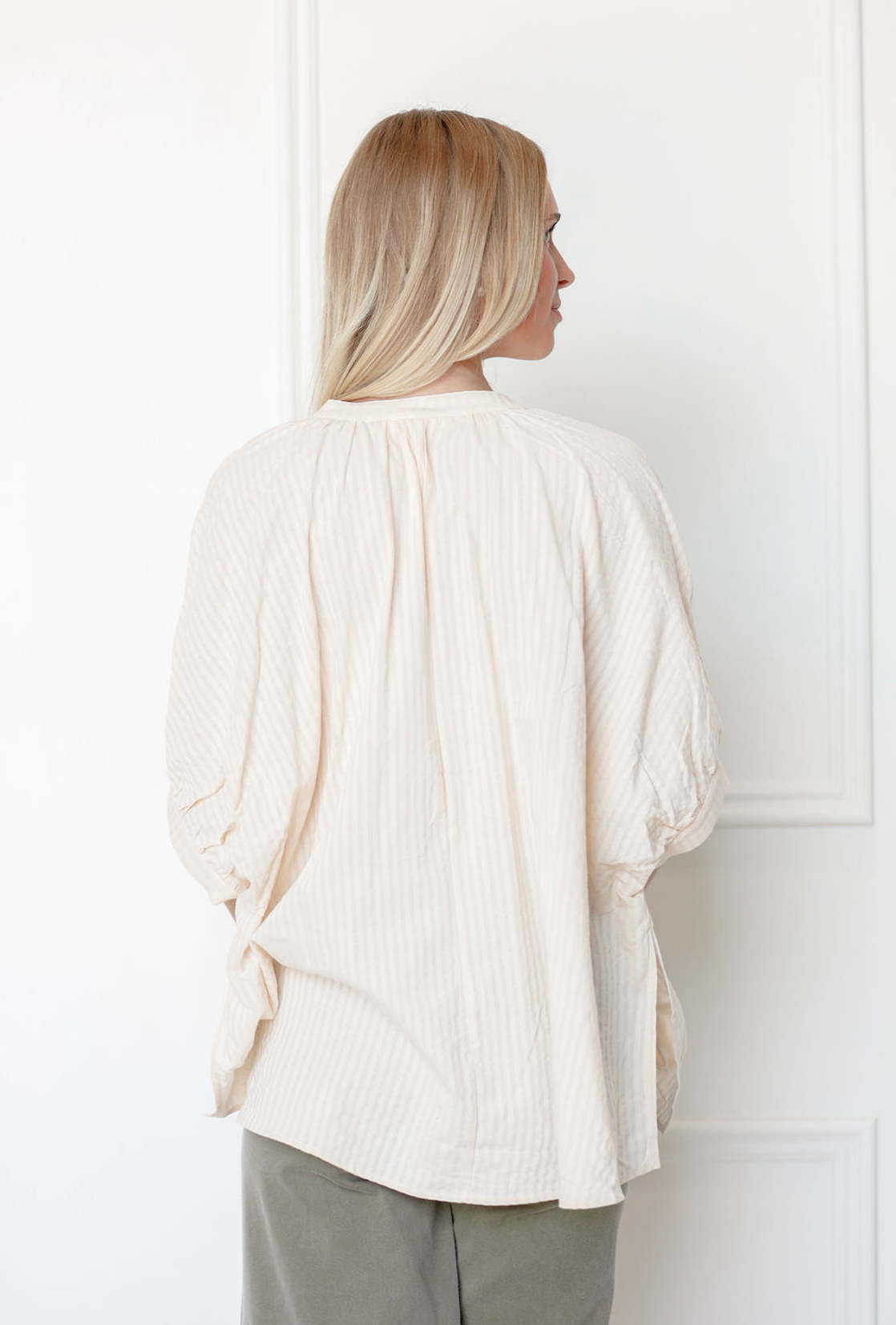 Adeline V-neck Blouse Sand