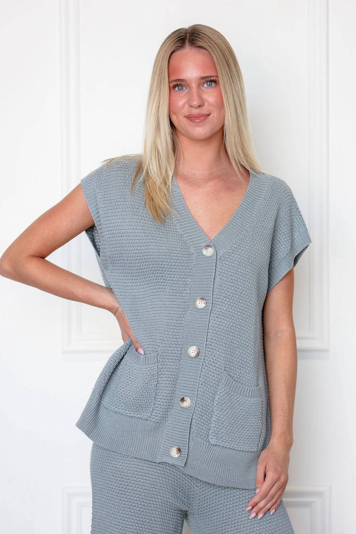 Grey Waffle Knit Vest & Pants Set of 2