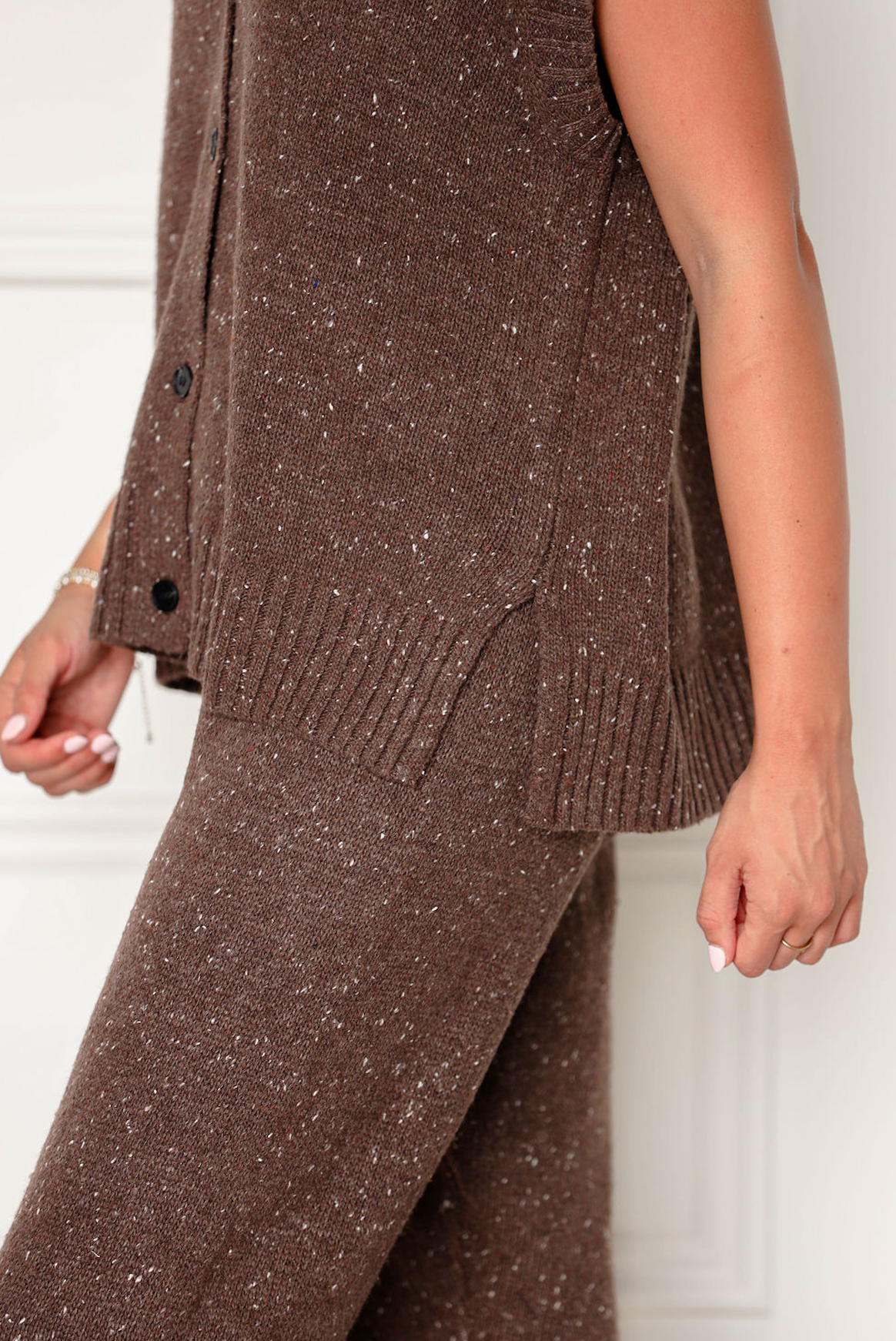 Hana Sweater Vest & Pants Set of 2