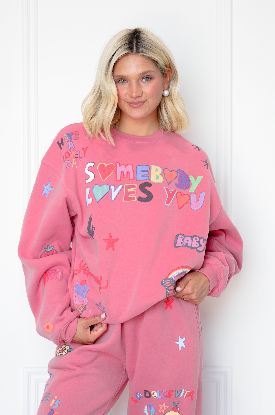 Somebody Loves You Crewneck Pink