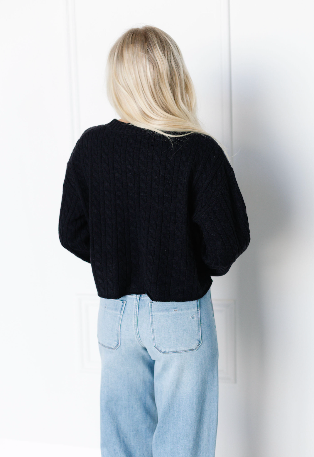 Cable Knit Long Sleeve Sweater Black