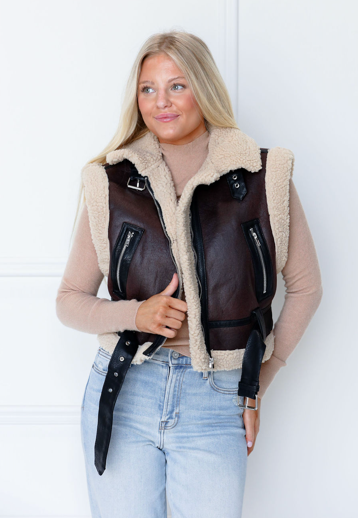 Contrast Vest w/ Fur