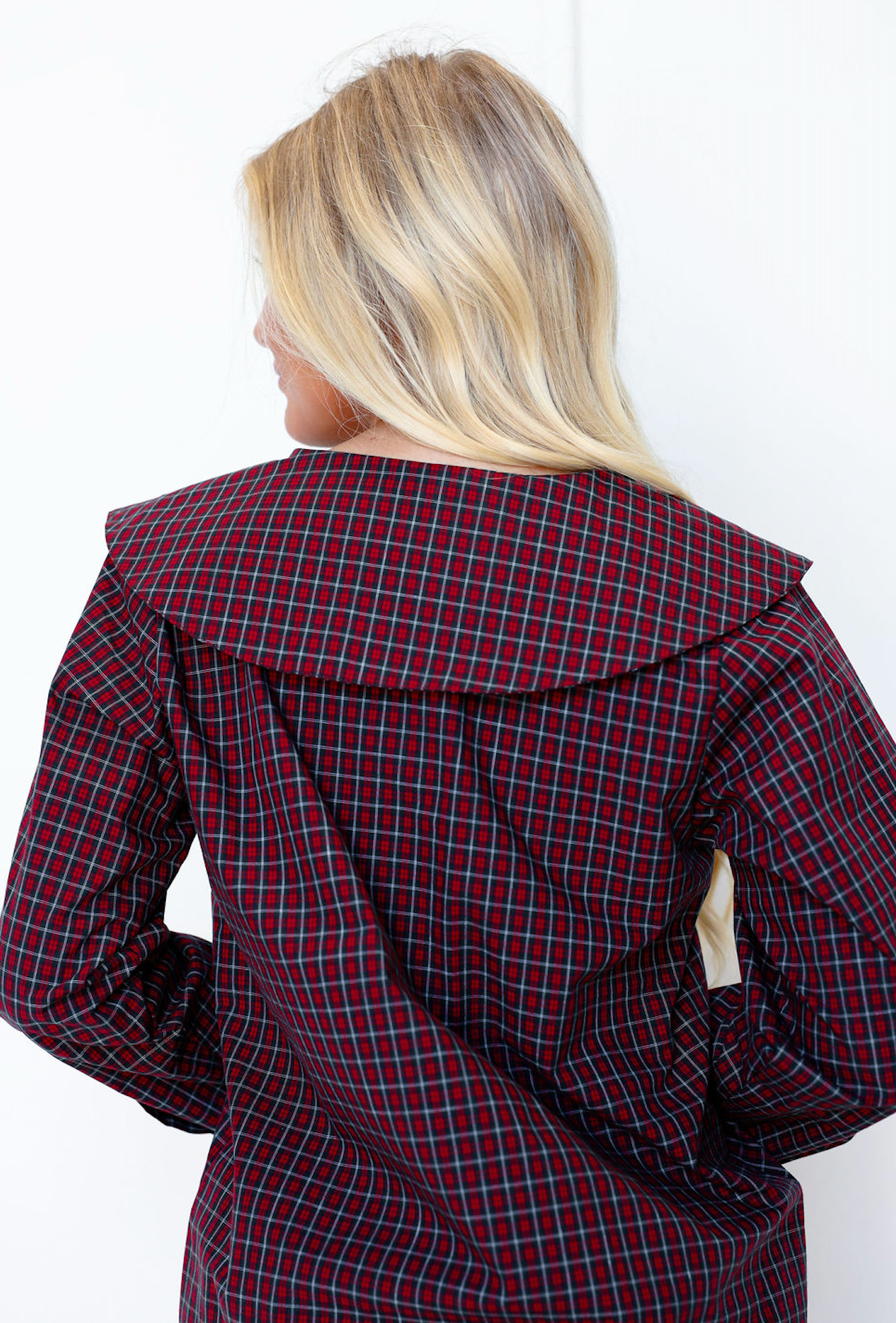 Red Checker Big Collar Top