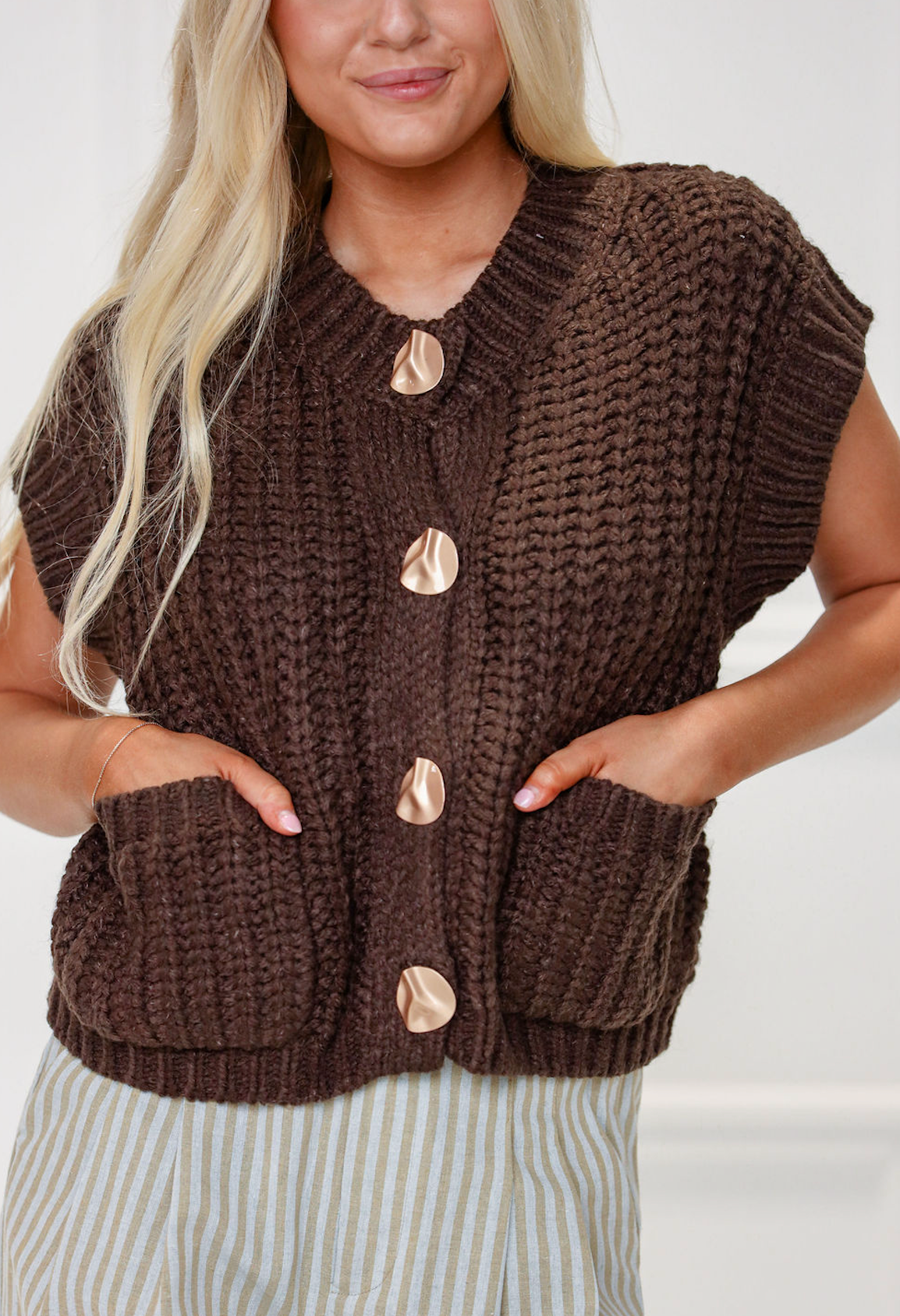 Chunky Button Vest Sweater Brown