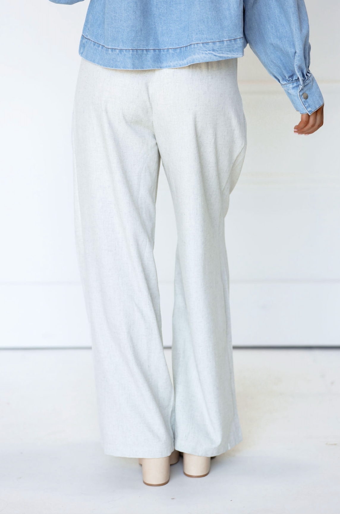 Pleated Wide-Leg Pants Ivory White