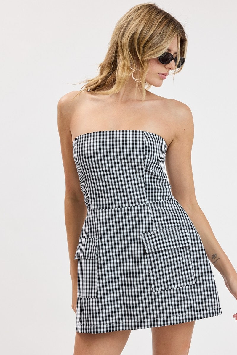 Front Pocket Strapless Gingham Dress Black