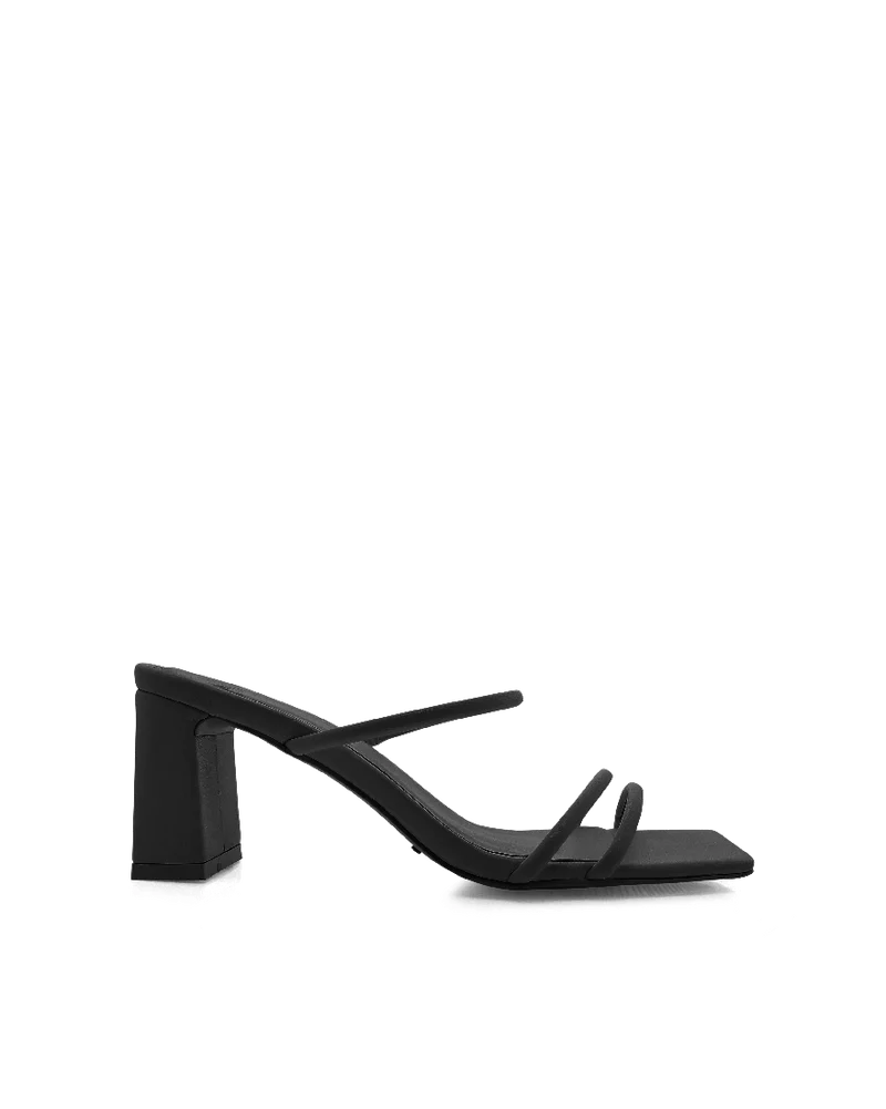 Isoka Billini Heels Black