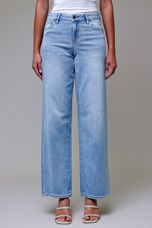 Clean Hem Dad Jeans Light Wash - Clothe Boutique