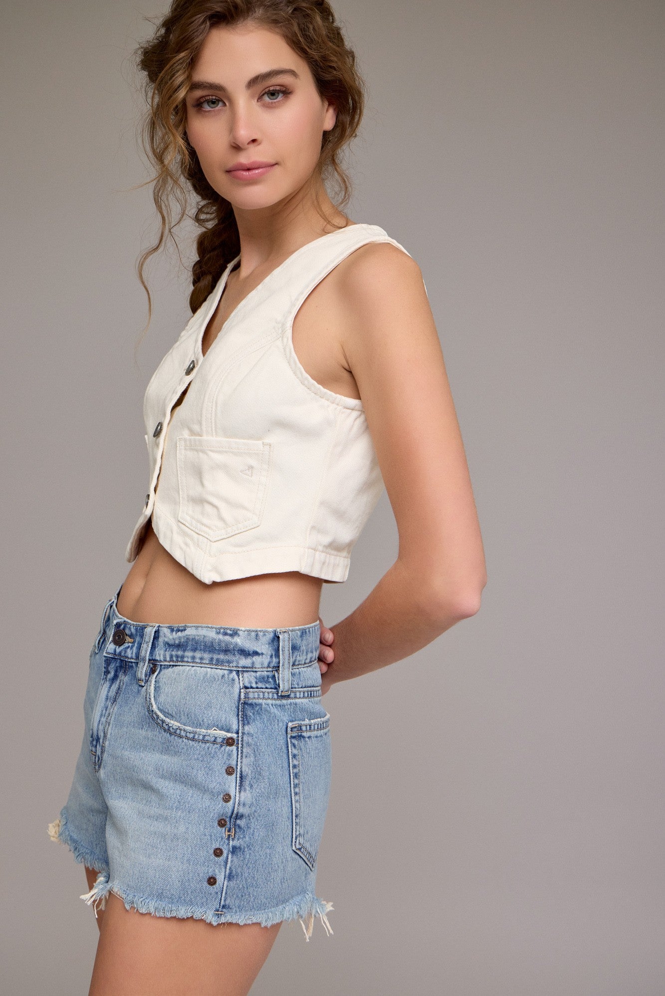 Rivet Relaxed Shorts - Clothe Boutique