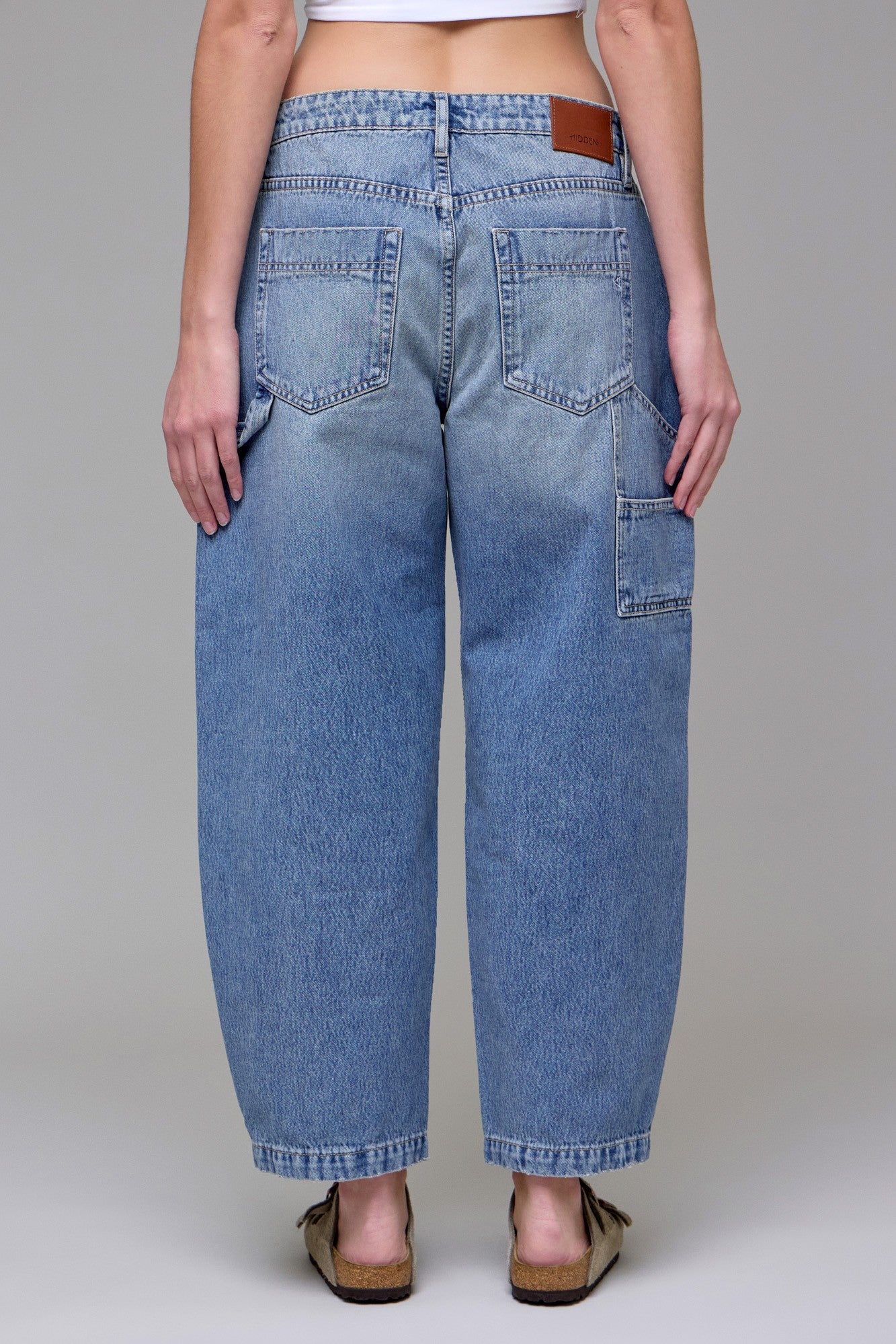 Vintage Wash Classic Barrel Jeans