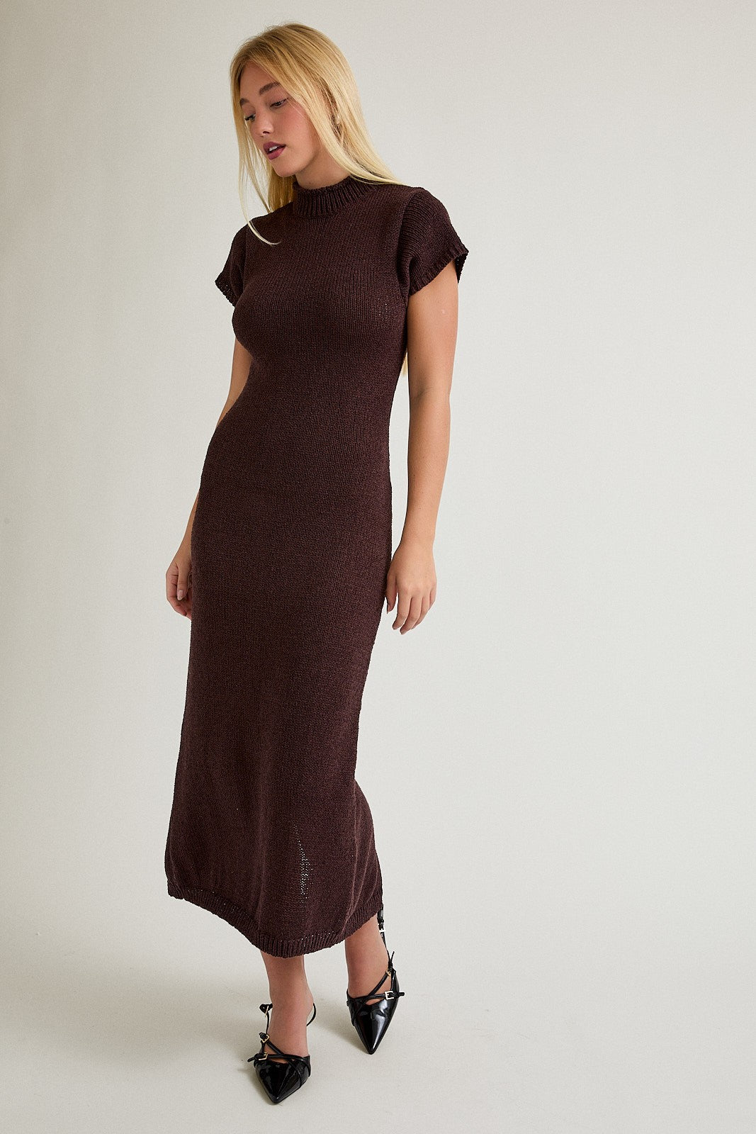 Short Sleeve Sweater Dress Brown