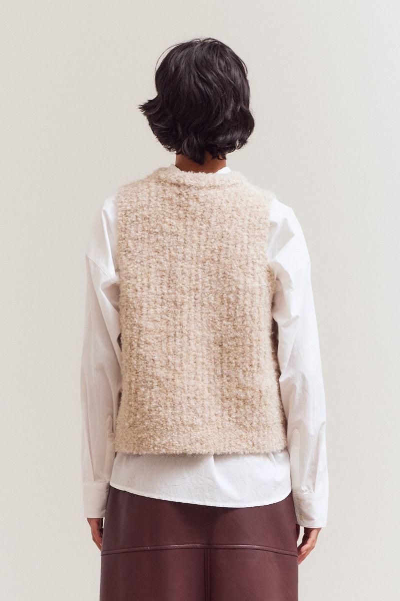 Fuzzy Knit Vest Oat