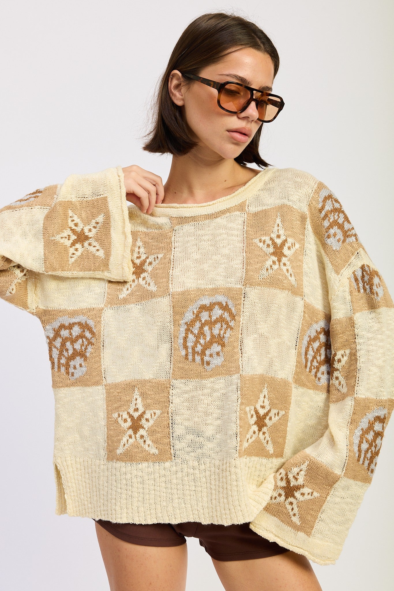 Shell & Starfish Graphic Sweater - Clothe Boutique