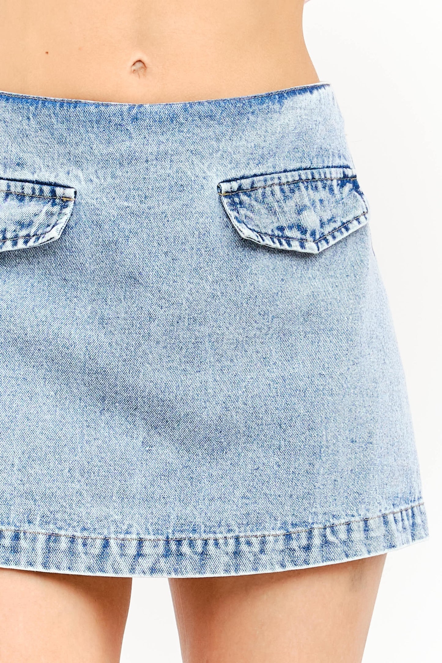 Daisy Front Pocket Denim Skort - Clothe Boutique