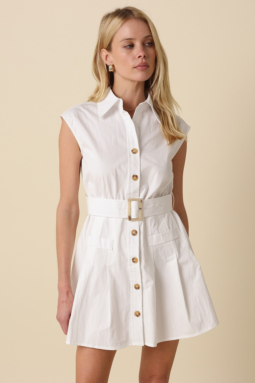 Donna White Belted Dress