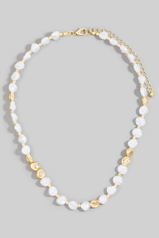 Gold/Pearl Beaded Necklace