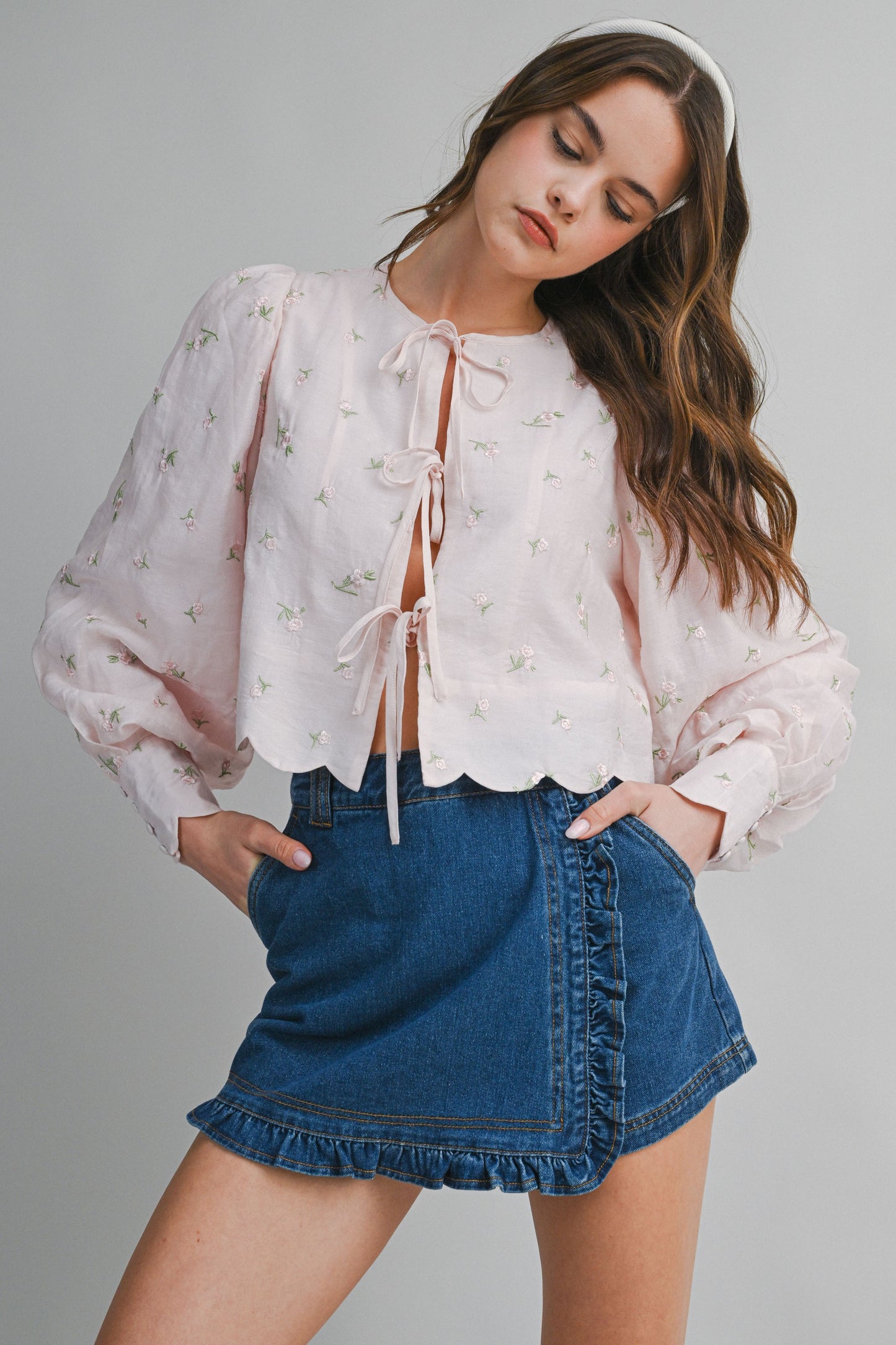 Embroidered Floral Scallop Blouse Pink