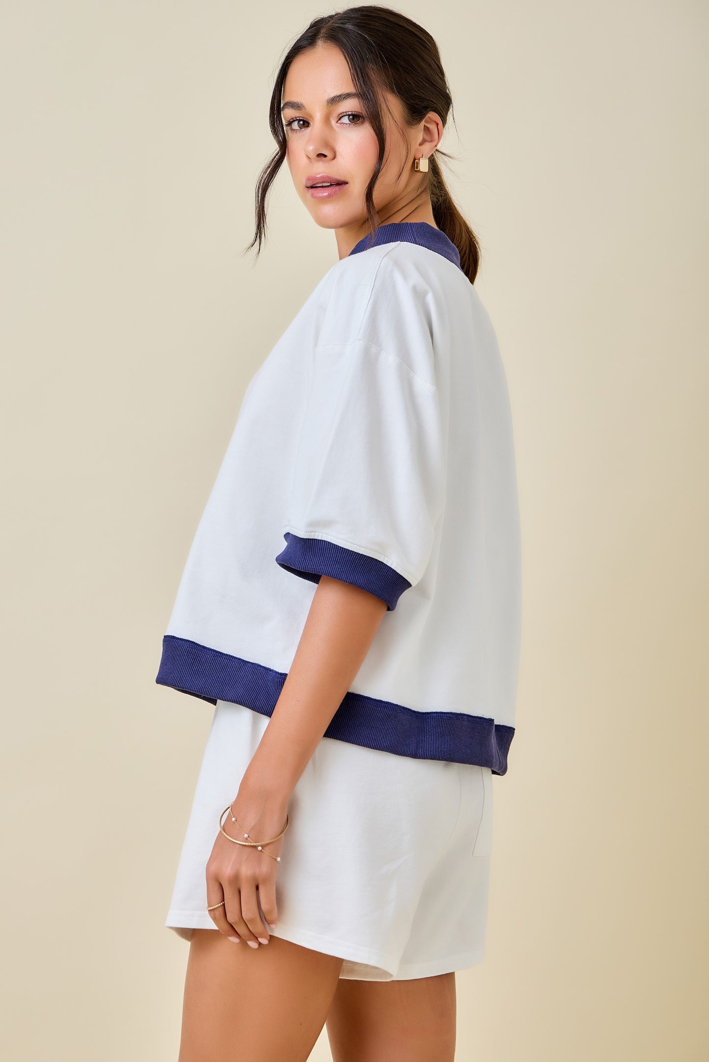 Contrast Mock Neck & Shorts Set of 2