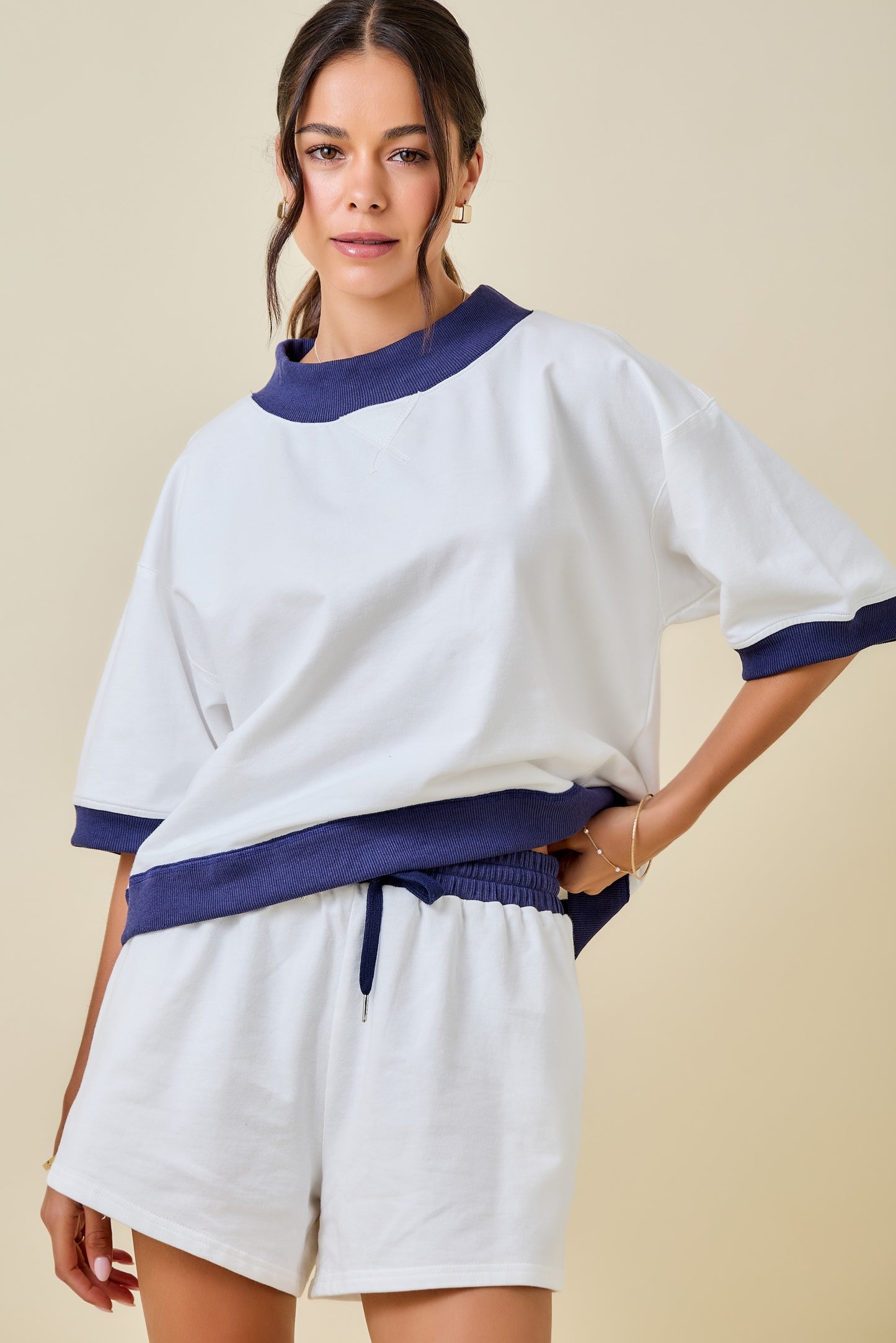 Contrast Mock Neck & Shorts Set of 2