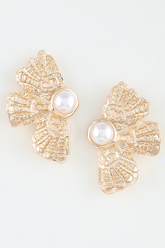 Pearl Hammered Half Studs