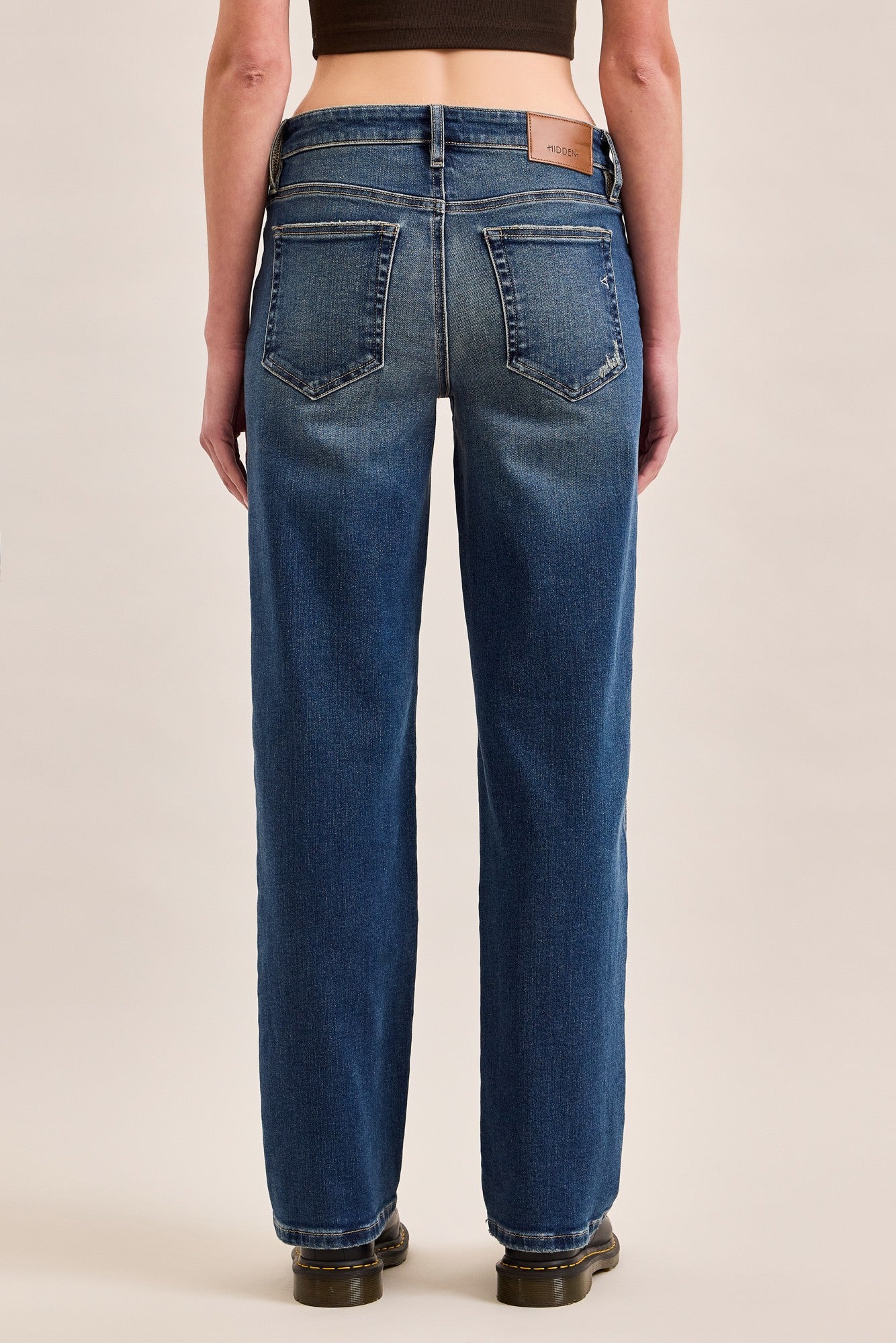 Straight Leg Jeans w/ Side Seam