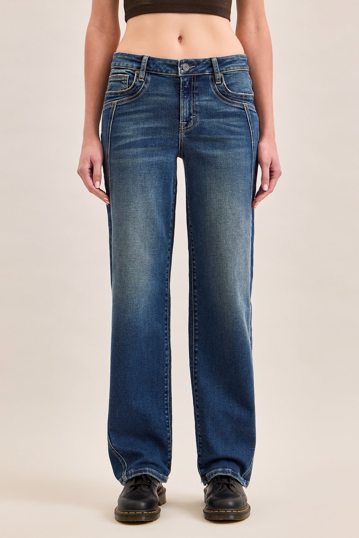Straight Leg Jeans w/ Side Seam