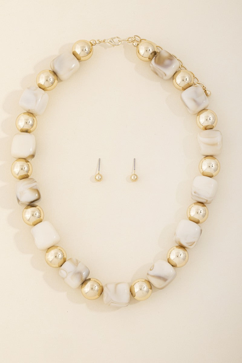 Chunky Tortoise Bead Necklace Ivory
