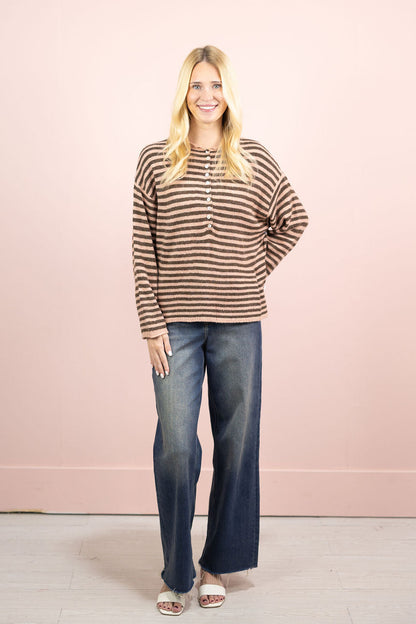 Stripe Henley Sweater Brown/Pink