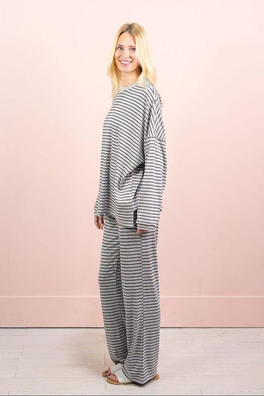 Multi Stripe Knit Pants Grey