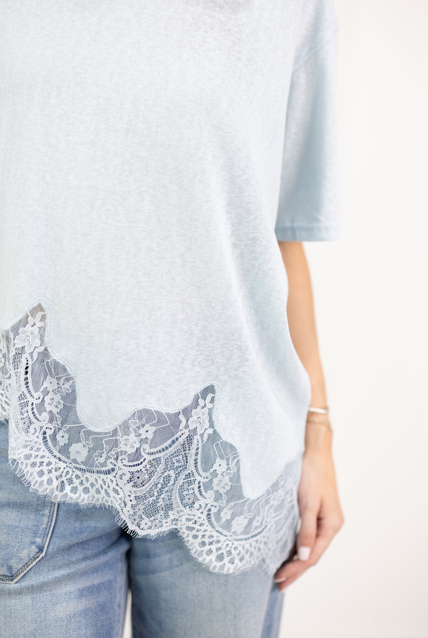 Slub Lace Hem Tee Blue